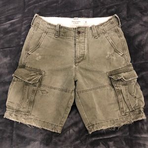 Abercrombie & Fitch green distressed cargo shorts